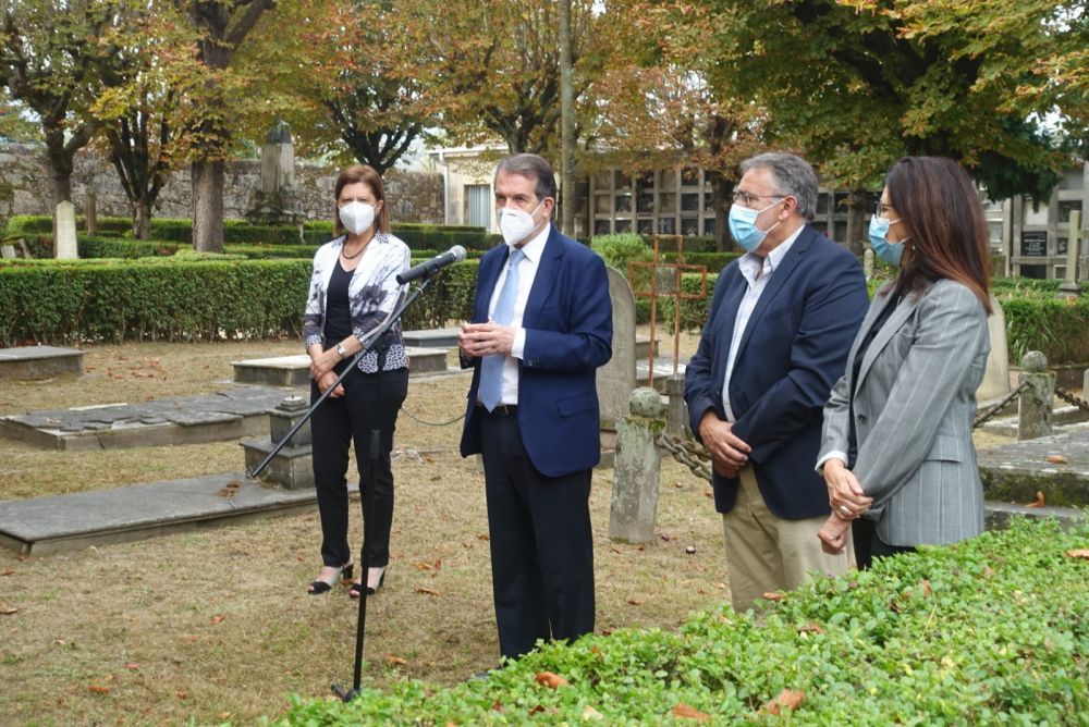 Abel Caballero, xunto a Elena Espinosa, Javier Pardo e María José Caride.